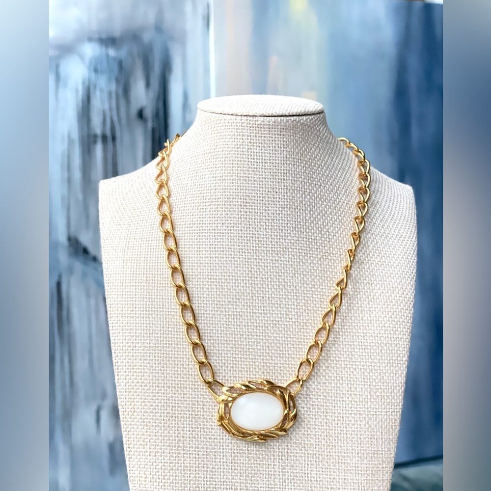 Vintage Monet Gold Tone Chain Necklace Oval Pendant